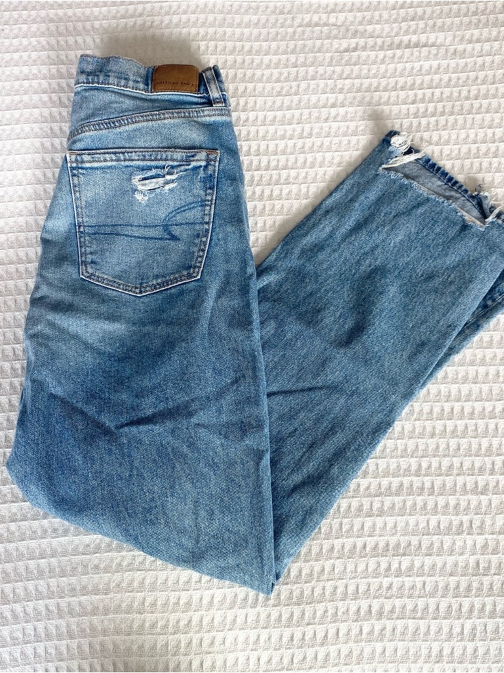 American Eagle Outfitters Light Blue Highest Rise Baggy straight Jeans size 6
